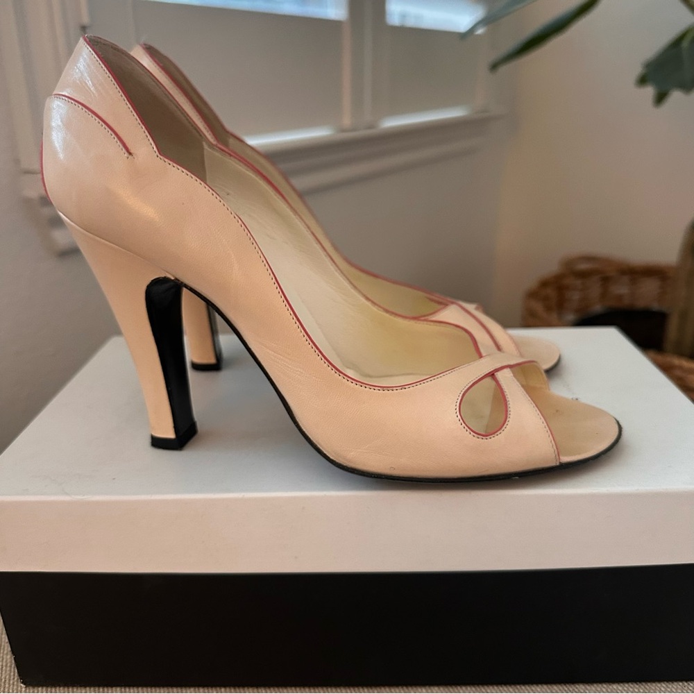 Marc Jacobs Pink and Cream Peep-Toe Heels